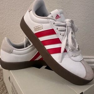 Women’s Adidas VL Court 3.0 - Size 6